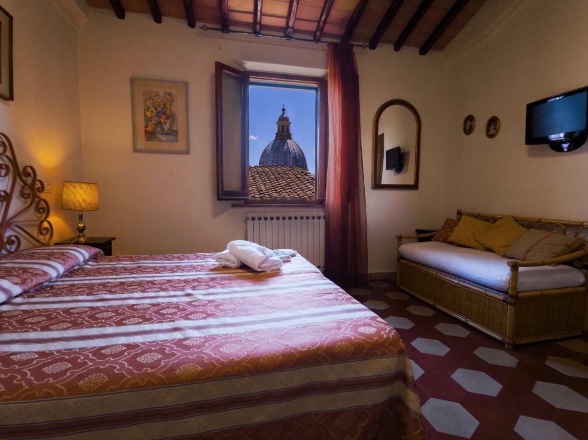 B&B Dei Rossi Siena Exterior photo